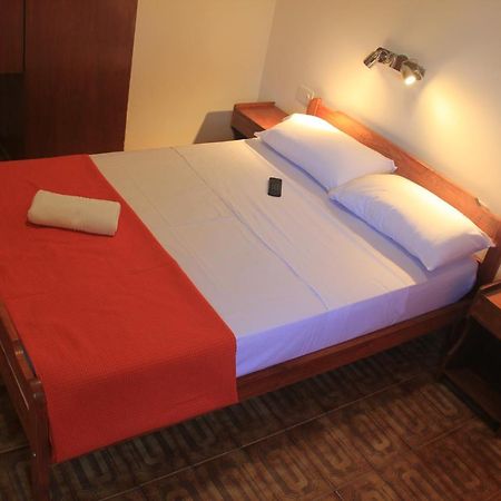 Hotel Vanderloo Posadas Zewnętrze zdjęcie