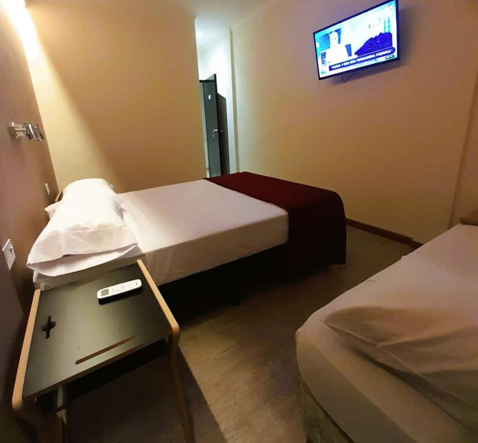 Hotel Vanderloo Posadas Zewnętrze zdjęcie